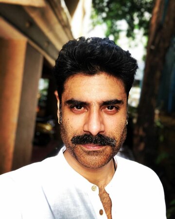 Сикандар Кхер