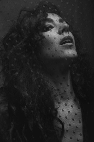 Amy Manson