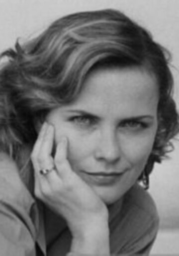 Nathalie Nell